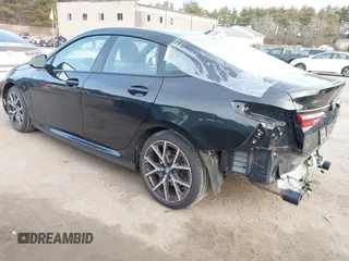 2022 BMW 2 Series 228i xDrive z VIN WBA73AK06N7J91301, wystawiony jako IAAI lot #41747880 z przebiegiem 25 520 mil mil oraz . Historia ofert i sprzedaży dostępna na DreamBid. Obrazek 3.