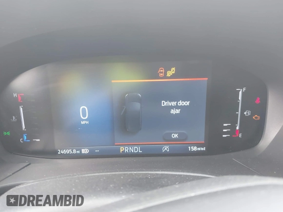 2024 Ford Escape ST-Line with VIN 1FMCU0MN2RUA60323, listed as a IAAI auction lot 41991359 with 24,695 mi miles and . Bid and sale history available at DreamBid. Image 7.