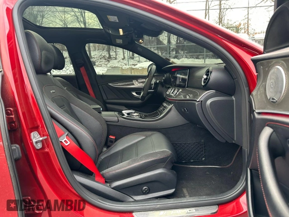 2018 Mercedes-Benz E-Class AMG E 43 with VIN WDDZF6EBXJA400569, listed as a Copart auction lot 88734025 with 36,022 mi miles and Clean Title. Bid and sale history available at carsss.com. Image 6.
