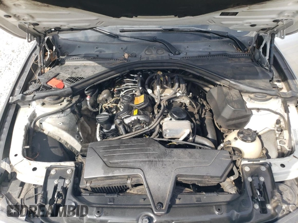 2014 BMW 3 Series 320i with VIN WBA3B1C57EK134727, listed as a Copart auction lot 47895175 with 214,394 mi miles and Clean Title. Bid and sale history available at carsss.com. Image 11.