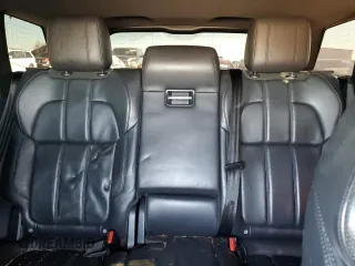2017 Land Rover Range Rover Sport with VIN SALWR2FE3HA128357, listed as a Copart auction lot 86015104 with 62,257 mi miles and Salvage Title. Bid and sale history available at DreamBid. Image 10.