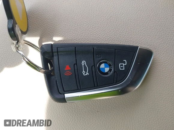 2021 BMW 3 Series 330i with VIN 3MW5R1J09M8C08399, listed as a IAAI auction lot 42483945 with 16,049 mi miles and . Bid and sale history available at DreamBid. Image 11.