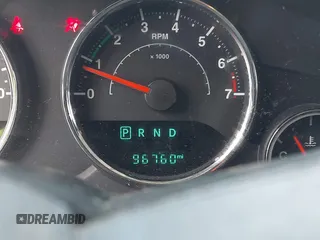 2016 Jeep Wrangler Unlimited Sport z VIN 1C4HJWDG7GL166003, wystawiony jako IAAI lot #42549551 z przebiegiem 96 760 mil mil oraz . Historia ofert i sprzedaży dostępna na DreamBid. Obrazek 7.