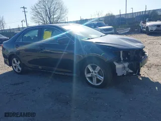 2014 Toyota Camry L with VIN 4T1BF1FK9EU737697, listed as a IAAI auction lot 41984568 with 141,217 mi miles. Bid and sale history available at carsss.com. Image 1.