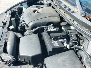 2013 Hyundai Elantra Limited z VIN 5NPDH4AE4DH262317, wystawiony jako IAAI lot #42428734 z przebiegiem 101 693 mil mil oraz . Historia ofert i sprzedaży dostępna na DreamBid. Obrazek 13.