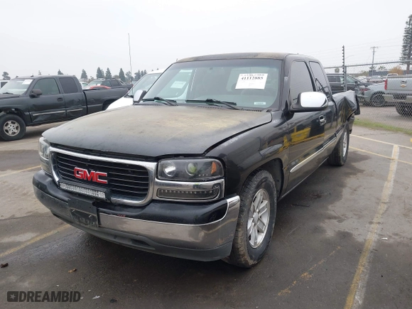 2002 GMC Sierra 1500 SLE with VIN 2GTEC19V921360232, listed as a IAAI auction lot 41112885 with 1 mi miles. Bid and sale history available at carsss.com. Image 17.