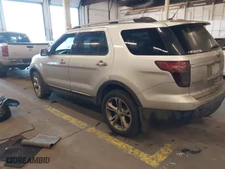 2013 Ford Explorer Limited with VIN 1FM5K8F81DGC06481, listed as a IAAI auction lot 41450796 with 173,488 mi miles. Bid and sale history available at carsss.com. Image 3.