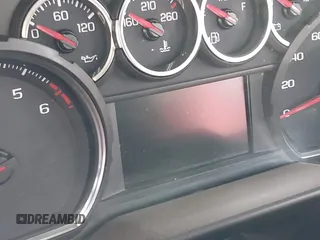 2021 Chevrolet Suburban LT z VIN 1GNSCCKD8MR138864, wystawiony jako IAAI lot #41296984 z przebiegiem Nie podano mil oraz . Historia ofert i sprzedaży dostępna na DreamBid. Obrazek 16.