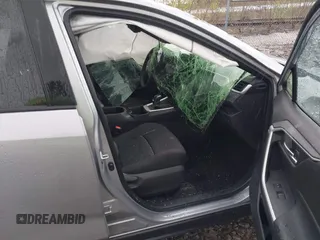 2023 Toyota RAV4 SE с VIN JTMAB3FV3PD159200, выставлен на аукционе IAAI как лот 42040197 с пробегом 5 291 миль миль и . История ставок и продаж доступна на DreamBid. Изображение 5.