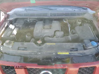 2006 Nissan Titan SE z VIN 1N6AA07A36N556439, wystawiony jako Copart lot #49556645 z przebiegiem 258 089 mil mil oraz Szkoda całkowita • Salvage title. Historia ofert i sprzedaży dostępna na DreamBid. Obrazek 11.