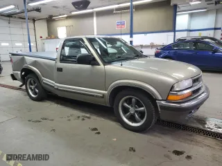 2000 Chevrolet S-10 LS with VIN 1GCCS14W6YK297867, listed as a Copart auction lot 88991925 with 189,214 mi miles and Salvage Title. Bid and sale history available at carsss.com. Image 4.