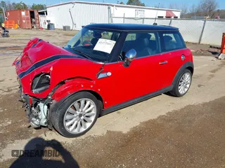 2011 MINI Hardtop S with VIN WMWSV3C52BTY13681, listed as a IAAI auction lot 41472000 with 105,754 mi miles and . Bid and sale history available at DreamBid. Image 20.