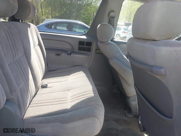 1998 Toyota Sienna CE with VIN 4T3GF19C9WU067779, listed as a IAAI auction lot 42005029 with 202,164 mi miles. Bid and sale history available at carsss.com. Image 8.