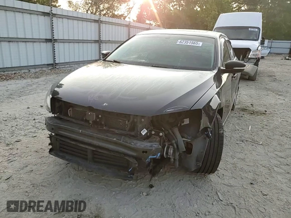 2017 Volkswagen Jetta SEL with VIN 3VWL17AJ1HM211868, listed as a Copart auction lot 62351565 with 188,556 mi miles and Salvage title. Bid and sale history available at DreamBid. Image 14.