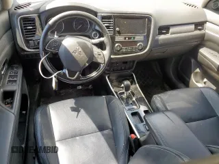 2019 Mitsubishi Outlander SE with VIN JA4AD3A37KZ037736, listed as a Copart auction lot 61163005 with Not provided miles and Clean title. Bid and sale history available at DreamBid. Image 8.