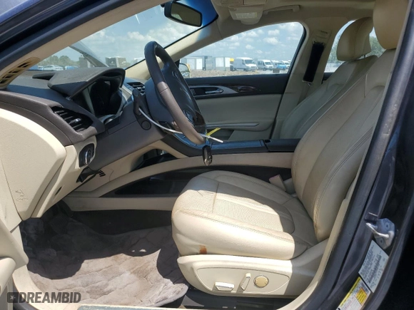 2014 Lincoln MKZ with VIN 3LN6L2G9XER811387, listed as a Copart auction lot 51239415 with 60,738 mi miles and Salvage Title. Bid and sale history available at carsss.com. Image 7.