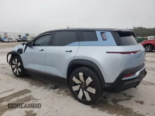 2023 Fisker Ocean Ultra z VIN VCF1UBU2XPG008429, wystawiony jako Copart lot #87039704 z przebiegiem Nie podano mil oraz Nie do naprawy. Historia ofert i sprzedaży dostępna na DreamBid. Obrazek 2.