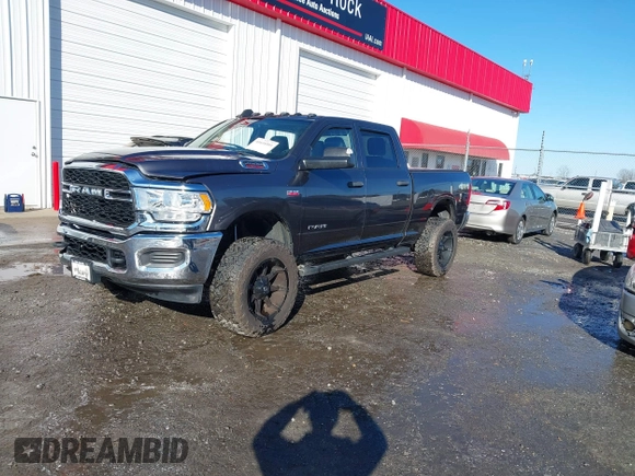 2020 Ram 2500 Tradesman with VIN 3C6UR5CJ7LG303941, listed as a IAAI auction lot 41610301 with 42,513 mi miles and . Bid and sale history available at DreamBid. Image 17.