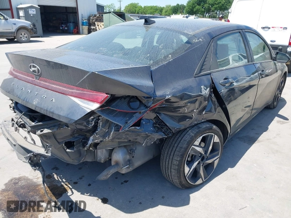 2023 Hyundai Elantra SEL z VIN 5NPLS4AG7PH111202, wystawiony jako IAAI lot #42014119 z przebiegiem 77 356 mil mil oraz . Historia ofert i sprzedaży dostępna na DreamBid. Obrazek 6.
