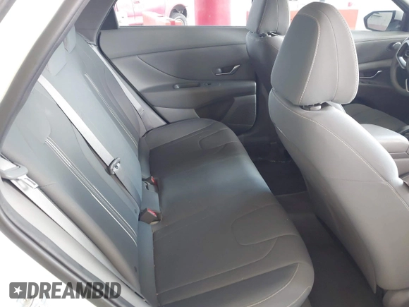 2023 Hyundai Elantra SEL with VIN 5NPLM4AG9PH104424, listed as a IAAI auction lot 42252864 with 39,297 mi miles and . Bid and sale history available at DreamBid. Image 8.