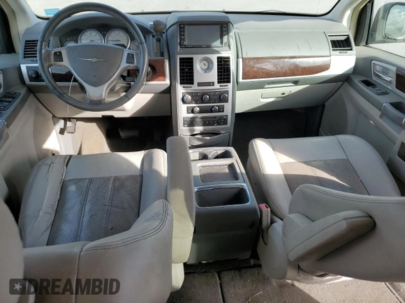 2009 Chrysler Town & Country Touring with VIN 2A8HR54X79R640084, listed as a Copart auction lot 85050984 with 167,072 mi miles and Salvage Title. Bid and sale history available at DreamBid. Image 8.