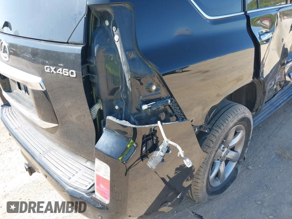 2013 Lexus GX 460 Premium z VIN JTJJM7FX8D5063276, wystawiony jako IAAI lot #41922536 z przebiegiem 162 110 mil mil oraz . Historia ofert i sprzedaży dostępna na DreamBid. Obrazek 17.