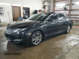 2014 Lincoln MKZ with VIN 3LN6L2GK5ER808285, listed as a Copart auction lot 43328985 with 174,687 mi miles and Clean Title. Bid and sale history available at carsss.com. Image 1.