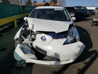 2017 Nissan LEAF SV with VIN 1N4BZ0CP9HC303348, listed as a Copart auction lot 52604055 with 45,480 mi miles and Clean Title. Bid and sale history available at carsss.com. Image 5.
