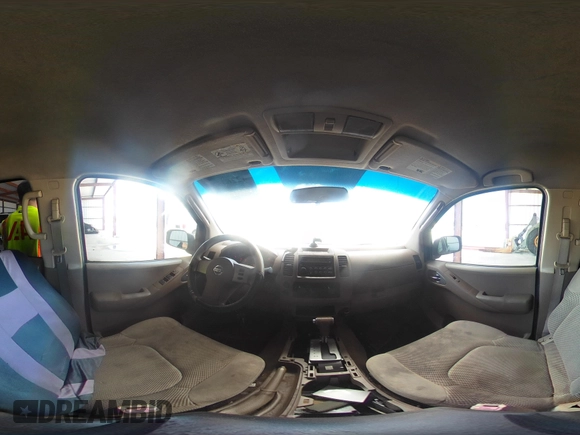 2007 Nissan Frontier SE z VIN 1N6AD07U77C441003, wystawiony jako IAAI lot #42264523 z przebiegiem 423 457 mil mil oraz . Historia ofert i sprzedaży dostępna na DreamBid. Obrazek 20.