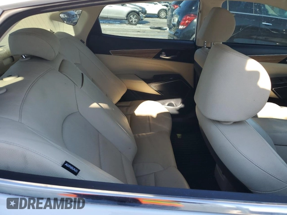 2017 Kia Cadenza Premium z VIN KNALB4J16H5052119, wystawiony jako Copart lot #88809505 z przebiegiem 74 356 mil mil oraz Szkody całkowita. Historia ofert i sprzedaży dostępna na DreamBid. Obrazek 10.