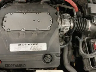 2005 Honda Accord с VIN JHMCN36515C016537, выставлен на аукционе IAAI как лот 42077116 с пробегом 199 054 миль миль и . История ставок и продаж доступна на DreamBid. Изображение 19.