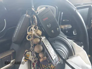 2019 Jeep Compass High Altitude z VIN 3C4NJDCB0KT741990, wystawiony jako IAAI lot #42566781 z przebiegiem 61 041 mil mil oraz . Historia ofert i sprzedaży dostępna na DreamBid. Obrazek 11.