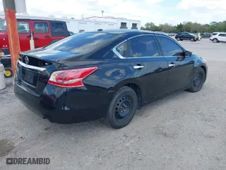 2015 Nissan Altima 2.5 S with VIN 1N4AL3AP5FN893227, listed as a IAAI auction lot 41713399 with 179,632 mi miles. Bid and sale history available at carsss.com. Image 4.