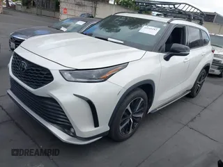 2021 Toyota Highlander XSE z VIN 5TDLZRBH8MS062159, wystawiony jako IAAI lot #42245182 z przebiegiem 63 072 mil mil oraz . Historia ofert i sprzedaży dostępna na DreamBid. Obrazek 17.