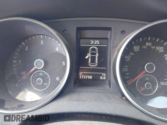 2014 Volkswagen Jetta TDI w/Sunroof & Nav с VIN 3VWPL7AJ8EM608162, выставлен на аукционе IAAI как лот 42516807 с пробегом 173 798 миль миль и . История ставок и продаж доступна на DreamBid. Изображение 7.