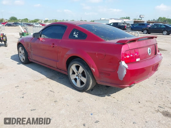 2006 Ford Mustang GT Deluxe с VIN 1ZVFT82H865196619, выставлен на аукционе IAAI как лот 42408724 с пробегом 199 280 миль миль и . История ставок и продаж доступна на DreamBid. Изображение 3.