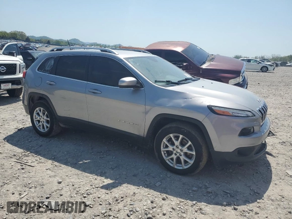 2016 Jeep Cherokee Latitude with VIN 1C4PJMCS5GW227966, listed as a Copart auction lot 53083925 with 153,519 mi miles and Clean Title. Bid and sale history available at carsss.com. Image 4.