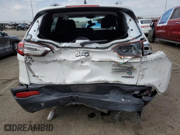 2017 Jeep Cherokee Latitude with VIN 1C4PJMCB6HD234261, listed as a Copart auction lot 51117525 with 92,176 mi miles and Salvage Title. Bid and sale history available at carsss.com. Image 6.