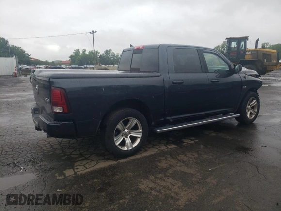 2016 Ram 1500 Sport z VIN 1C6RR7MT9GS151547, wystawiony jako Copart lot #59513865 z przebiegiem 110 763 mil mil oraz Szkoda całkowita • Salvage title. Historia ofert i sprzedaży dostępna na DreamBid. Obrazek 3.