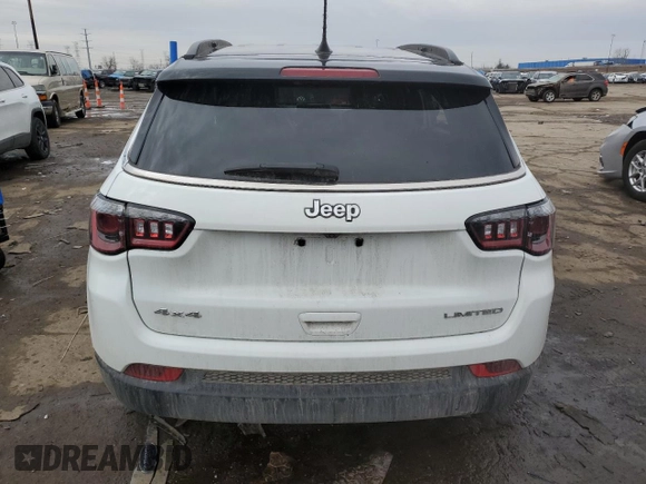 2022 Jeep Compass High Altitude z VIN 3C4NJDCB8NT232024, wystawiony jako Copart lot #46950985 z przebiegiem Nie podano mil oraz Szkoda całkowita • Salvage title. Historia ofert i sprzedaży dostępna na DreamBid. Obrazek 6.