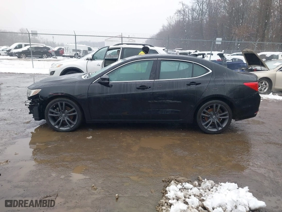 2018 Acura TLX with VIN 19UUB1F31JA001500, listed as a IAAI auction lot 41571900 with 178,001 mi miles. Bid and sale history available at carsss.com. Image 14.