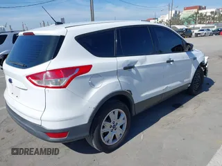 2014 Ford Escape S с VIN 1FMCU0F71EUE28581, выставлен на аукционе IAAI как лот 42335102 с пробегом 228 311 миль миль и . История ставок и продаж доступна на DreamBid. Изображение 4.