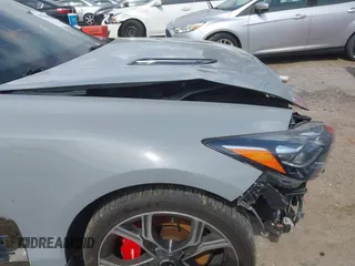 2019 Kia Stinger GT1 with VIN KNAE45LCXK6061530, listed as a IAAI auction lot 41750697 with 90,212 mi miles and . Bid and sale history available at DreamBid. Image 19.
