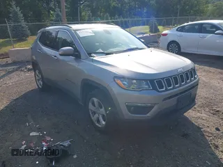 2018 Jeep Compass Latitude с VIN 3C4NJDBB6JT200846, выставлен на аукционе IAAI как лот 42777847 с пробегом 170 481 миль миль и . История ставок и продаж доступна на DreamBid. Изображение 1.
