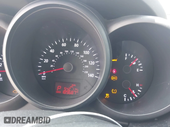 2013 Kia Soul with VIN KNDJT2A52D7631573, listed as a IAAI auction lot 42146142 with 189,687 mi miles and . Bid and sale history available at DreamBid. Image 7.