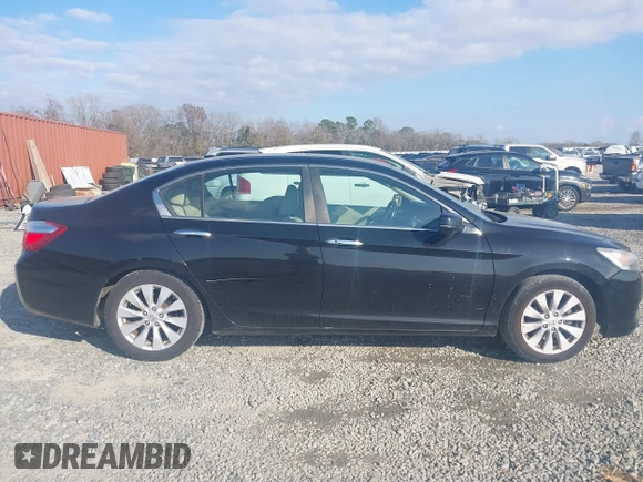 2013 Honda Accord Sdn EX-L with VIN 1HGCR2F85DA147590, listed as a IAAI auction lot 41532019 with 166,433 mi miles. Bid and sale history available at carsss.com. Image 13.