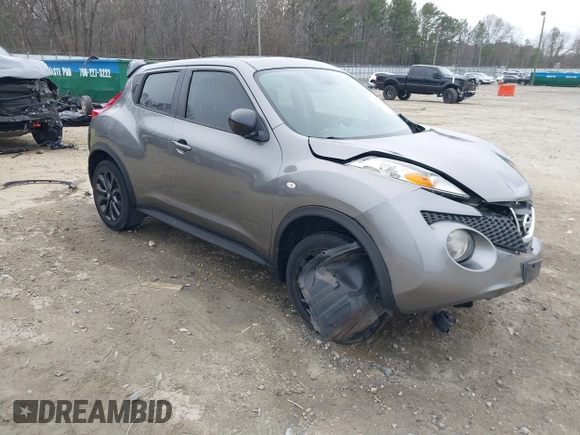 2013 Nissan Juke S with VIN JN8AF5MR9DT213627, listed as a IAAI auction lot 41132886 with 111,453 mi miles. Bid and sale history available at carsss.com. Image 1.