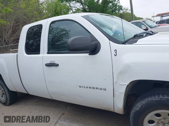 2011 Chevrolet Silverado 1500 Work Truck with VIN 1GCRKPE39BZ458020, listed as a IAAI auction lot 41935415 with 278,522 mi miles and . Bid and sale history available at DreamBid. Image 14.