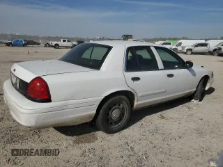 2006 Ford Police Interceptor with VIN 2FAFP71W66X101111, listed as a Copart auction lot 48495255 with 116,904 mi miles and Salvage title. Bid and sale history available at DreamBid. Image 3.