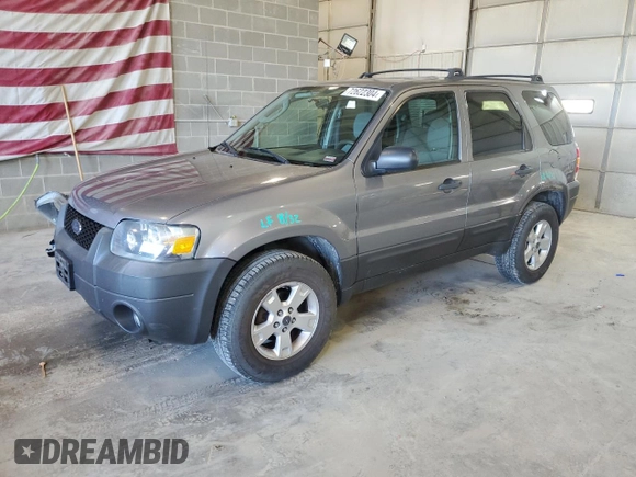 2007 Ford Escape XLT with VIN 1FMYU03Z37KA91342, listed as a Copart auction lot 72622304 with 170,512 mi miles and Salvage Title. Bid and sale history available at carsss.com. Image 1.